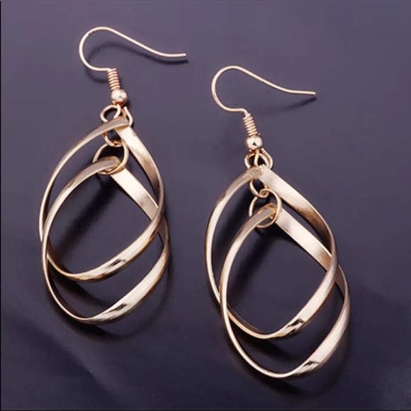 Gold Twist Dangle Earrings (Z25) - Picture 2 of 3